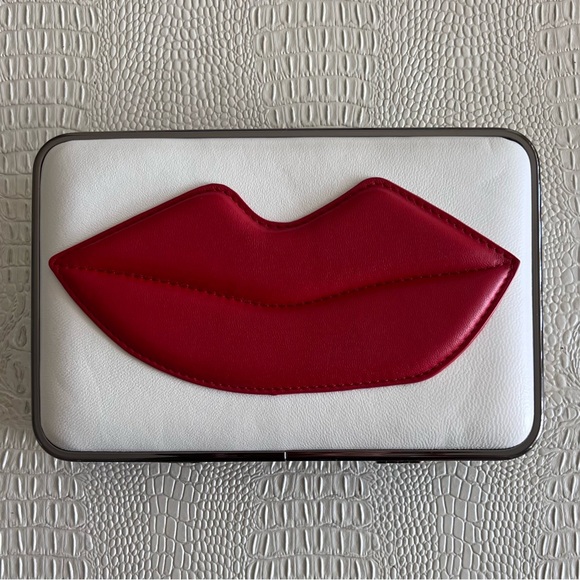 Alice and Olivia Leather Lip clutch/crossbody - Picture 3 of 9
